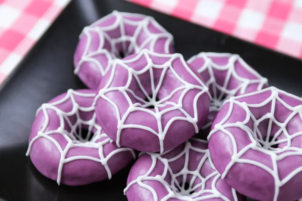 15 Makanan di Game ke Dunia Nyata - Spider Donuts