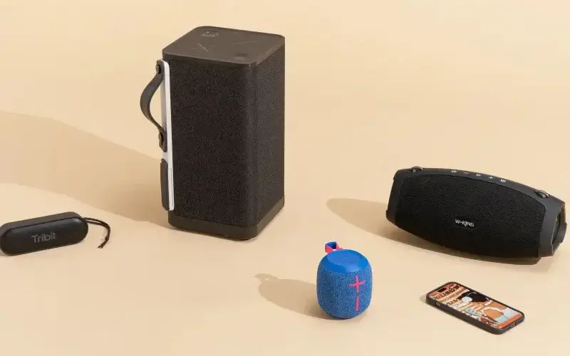 10 Speaker Bluetooth Kecil Terbaik di Tahun 2023 - Featured Image