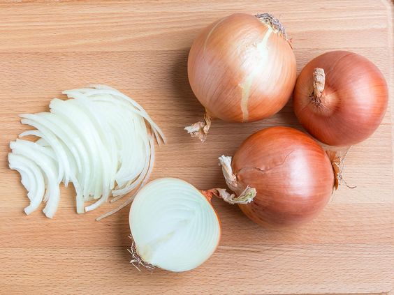11 manfaat bawang bombai