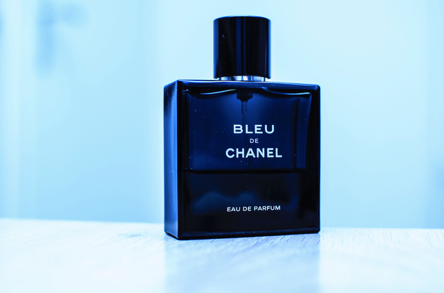 Aroma Parfum Pria Terbaru